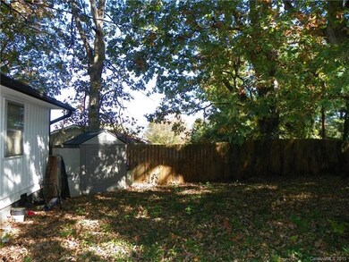 91 Wyatt St, Asheville, NC 28803 - photo 3