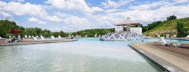 2004 Pointe View Dr, Mars, PA 16046 - photo 7