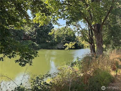 11658 42nd Ave S, Tukwila, WA 98168 - photo 2