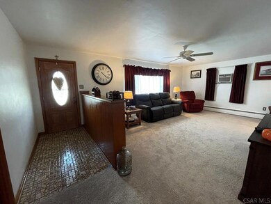 Welcome to 1916 Eugene Street