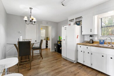 7335 Gary Rd, Byram, MS 39272 - photo 7