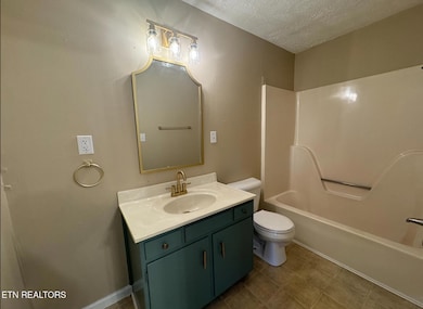 183 Westmoreland St unit 3, Harrogate, TN 37752 - photo 5