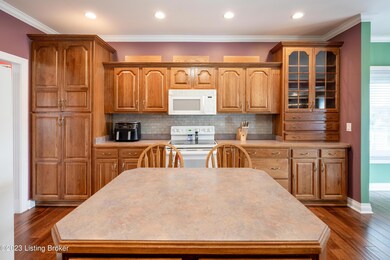 10810 Bardstown Woods Blvd-2