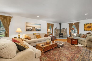 403 Governor Wentworth Hwy, Tuftonboro, NH 03816 - photo 2