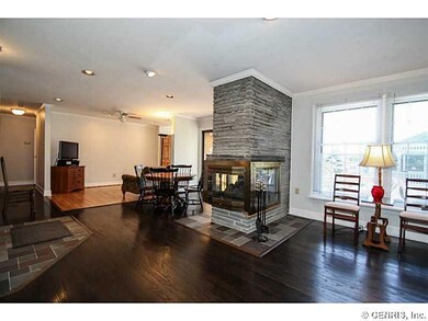 Great Room. Gas fireplace - Refinished oak floors