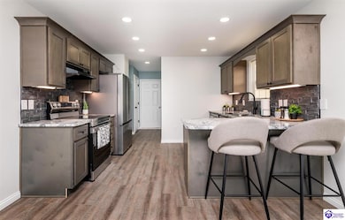 1306 Fleming Dr, Elizabethtown, KY 42701 - photo 2