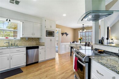 Kitchen and Breakfast Area