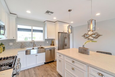 1526 E Edgemont Ave, Phoenix, AZ 85006 - photo 5