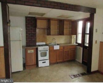 926 Wilmington Ave, Wilmington, DE 19805 - photo 2