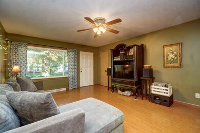 1942 S Weaver Ave-11