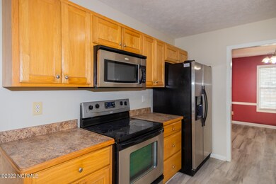 913 Gum Branch Ct, Havelock, NC 28532