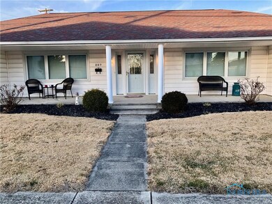 207 Eakin St, Columbus Grove, OH 45830 - photo 2