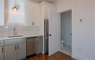 15 Cranston Ave unit 1, Newport, RI 02840 - photo 7