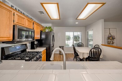 040__zuw4954_5_6_472