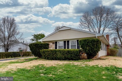 4220 Crosswick Turn, Bowie, MD 20715 - photo 3