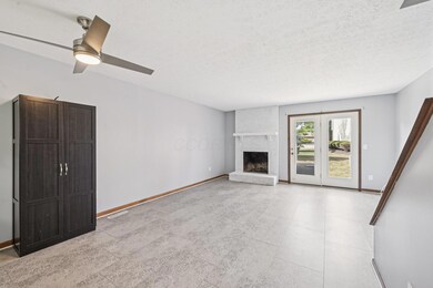 3187 Parkview Cir unit 3187, Grove City, OH 43123 - photo 7