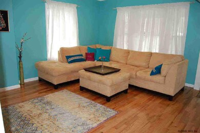 22 Lawton Ave, Glens Falls, NY 12801 - photo 4