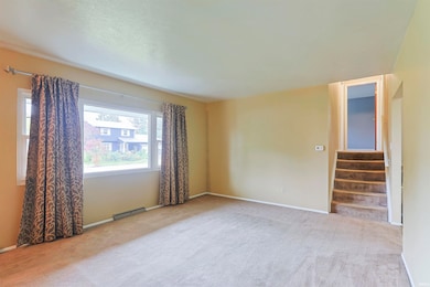 1411 Cambridge Dr, South Bend, IN 46614 - photo 4