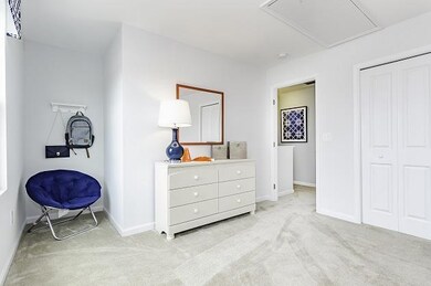 Perfect for friends or family to stay. *This is a model photo