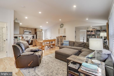 8238 Wb And a Rd, Severn, MD 21144 - photo 2