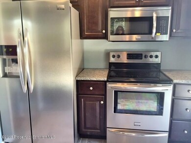 33 Railroad Unit B St, Moosic, PA 18507 - photo 2