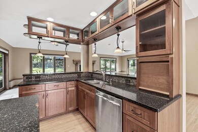 5550 W GILLESPIE RD, COLUMBIA, MO 65203