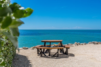 1215_97_Street_picnic_area