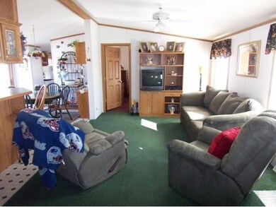 10 Hilltop Manor Mobile Home Park, Littleton, NH 03561 - photo 5