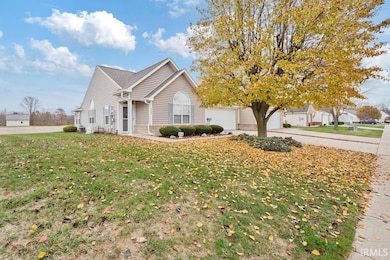 3356 Weathered Rock Cir, Kokomo, IN 46902 - photo 3