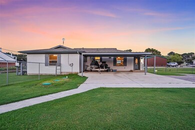 10984 Power Squadron Rd, Azle, TX 76020 - photo 2