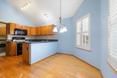 777 Challenging Trail, South Lyon, MI 48178 - photo 7