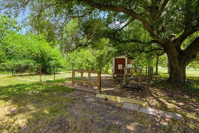5102 Saddle Dr, Needville, TX 77461 - photo 7