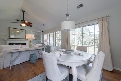 1565 Sweet Myrtle Cir Mount-large-007-25