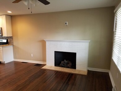 557 E Royal Forest Blvd, Columbus, OH 43214 - photo 3