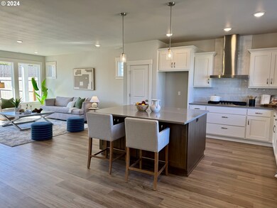 12243 SW Strobel Rd, Beaverton, OR 97007 - photo 4