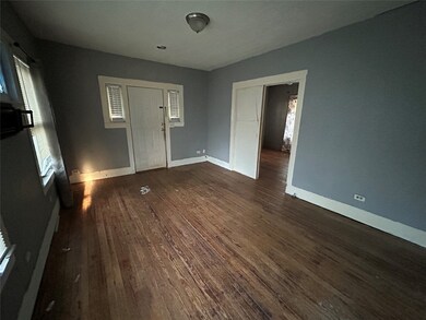 705 Walton St, Houston, TX 77009 - photo 7