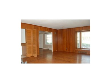 Family room with bay window