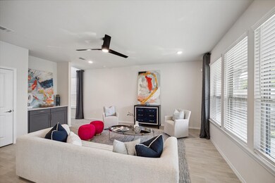 4005 Delta Rose St, Houston, TX 77018 - photo 7