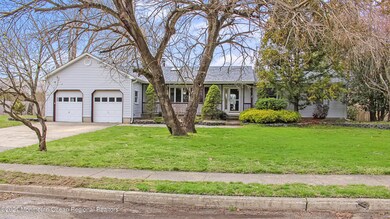 6 Castle Ct, Howell, NJ 07731 - photo 2