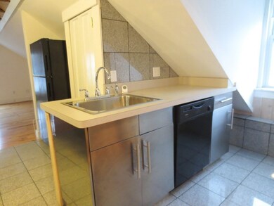 111 Main St unit 3, Upton, MA 01568 - photo 5