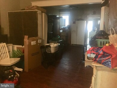 1112 E 11th St, Crum Lynne, PA 19022 - photo 4