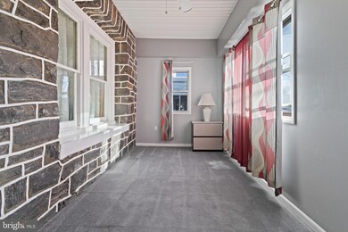 717 Ash Ave, Darby, PA 19023 - photo 3