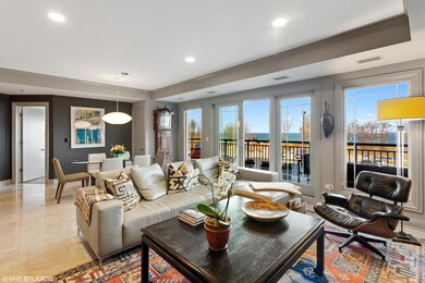 02_200LakeSt_Unit4C_1_LivingRoom_HiRes