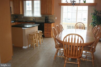 20663 Maitland Terrace, Ashburn, VA 20147 - photo 5