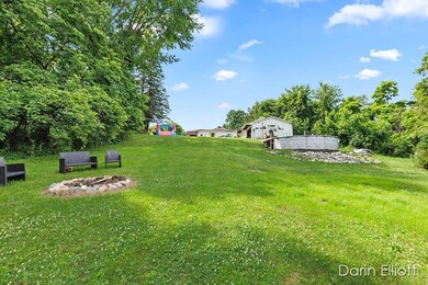 426 Allen St, Ionia, MI 48846 - photo 4