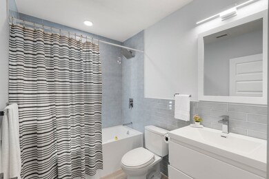 111 Winthrop Rd unit 3, Brookline, MA 02445 - photo 3