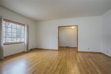 6806 Bluejacket St, Shawnee, KS 66203 - photo 7