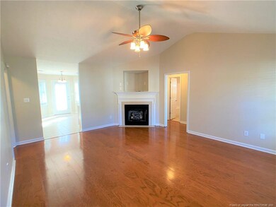 1603 Stonewood Dr, Fayetteville, NC 28306 - photo 4