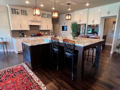 kitchen-granite counter