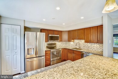 10625 Whiterock Ct, Laurel, MD 20723 - photo 2
